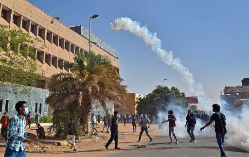 Au Soudan, grenades lacrymogènes sur des manifestants près du palais présidentiel