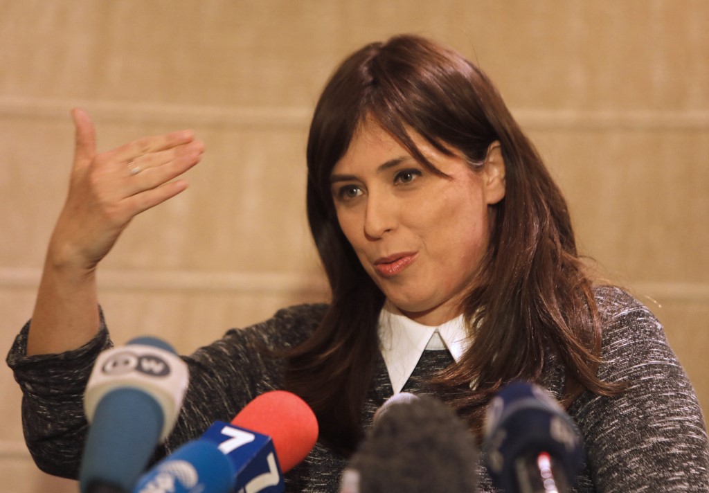 L'ambassadrice d'Israël au Royaume-Uni huée par des étudiants à la LSE