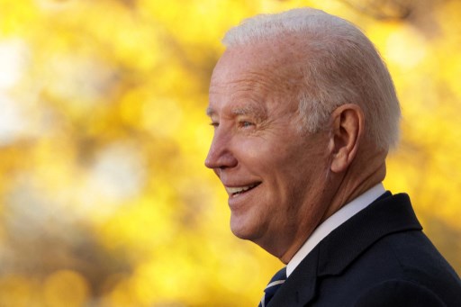 Biden, le plus vieux président des Etats-Unis, souffle ses 79 bougies