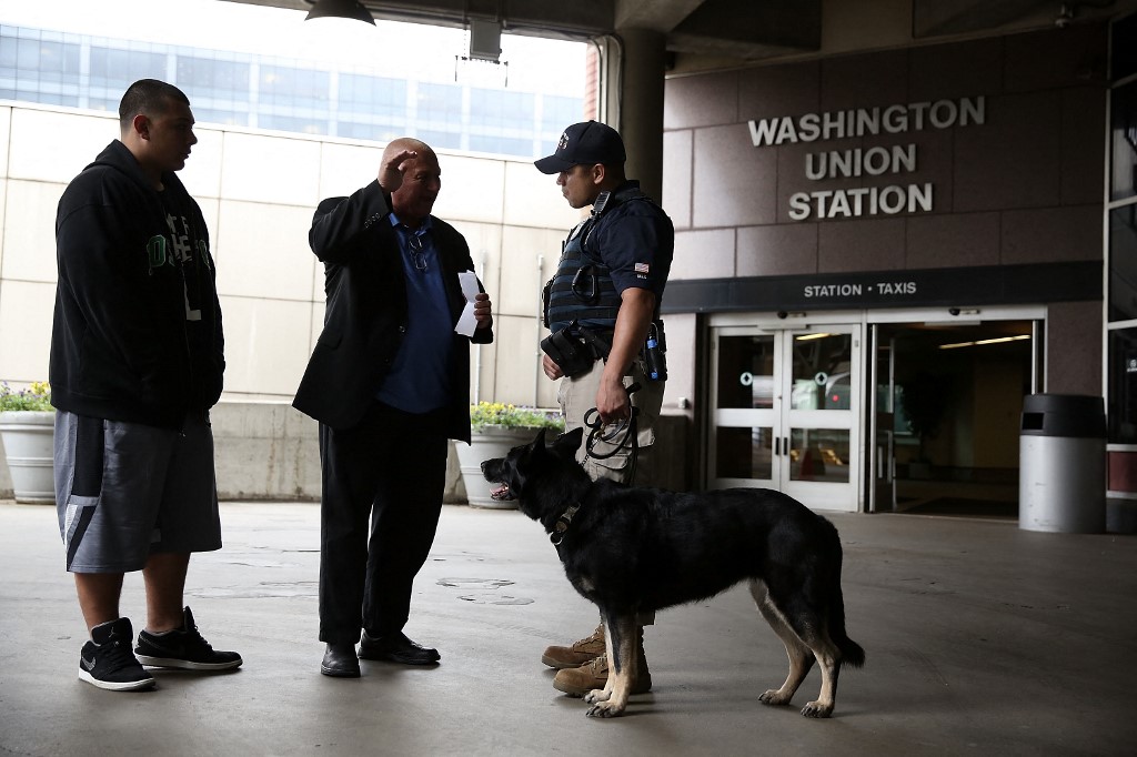 La marque de luxe française avait été victime quelques jours plus tôt d'une autre attaque éclair près de Chicago, quand une quinzaine de personnes avaient volé pour plus de 100 000 dollars de sacs et de vêtements. (Photo/AFP)