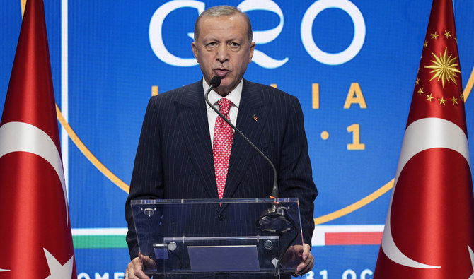 Des rumeurs circulent sur la santé déclinante d’Erdogan après la diffusion d’une vidéo de lui au G20