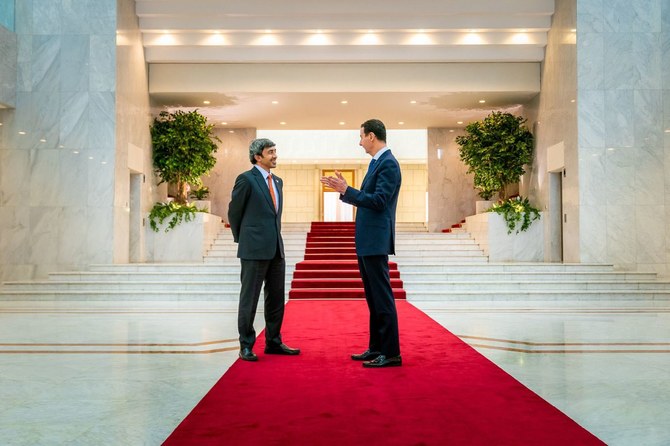 Le ministre émirati des Affaires étrangères s’entretient avec Bachar al-Assad à Damas