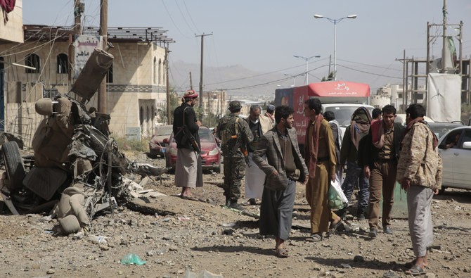 Les forces de la coalition ciblent des positions militaires houthies à Sanaa et Saada