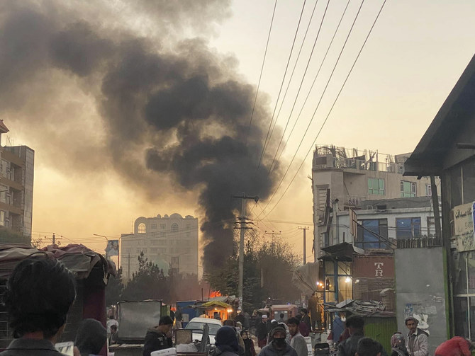 Un journaliste afghan tué dans l'explosion d'un minibus dans l'Ouest de Kaboul