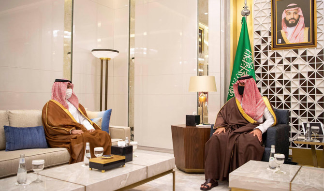 Le ministre saoudien de l'Intérieur reçoit le représentant du Qatar en Arabie saoudite