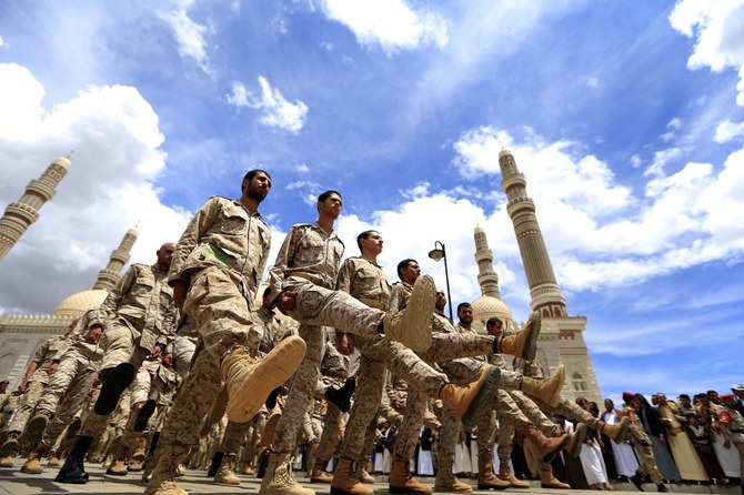 Human Rights Watch exhorte les Houthis à mettre fin à leurs «attaques aveugles répétées» contre les civils