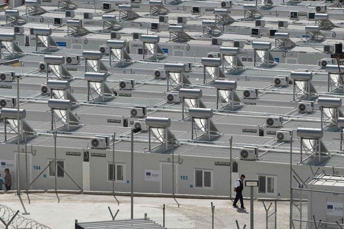 Grèce: ouverture de deux nouveaux camps fermés pour migrants