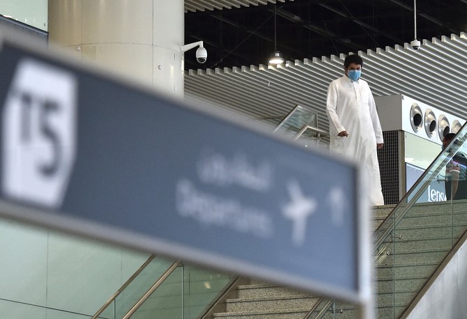 Omicron: L'Arabie saoudite suspend le trafic aérien avec 7 autres pays africains