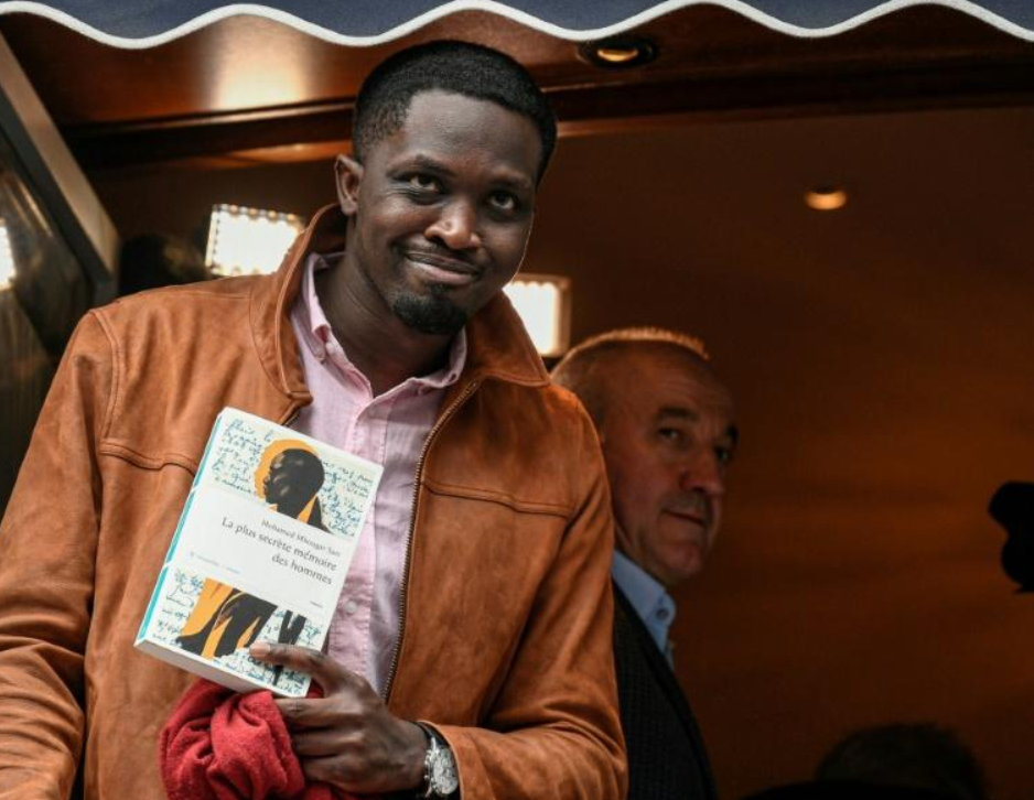 Prix littéraires : «tir groupé» pour les écrivains africains