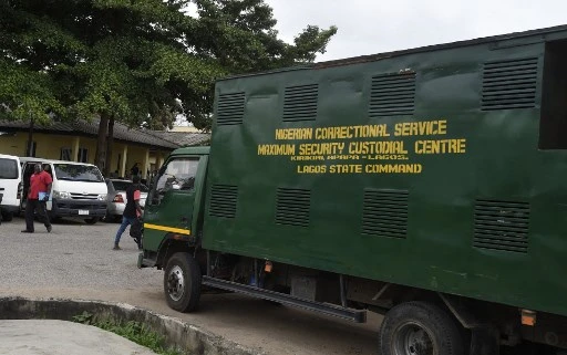 Nigeria: 11 tués dans l'attaque d'une prison, 250 détenus s'évadent