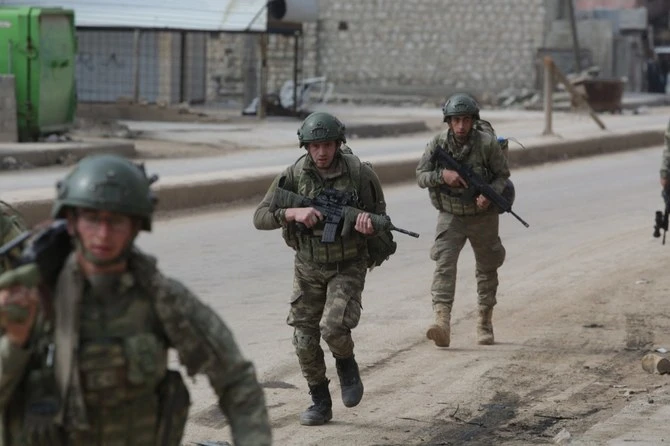 La Turquie doit jouer un rôle constructif pour résoudre la crise syrienne