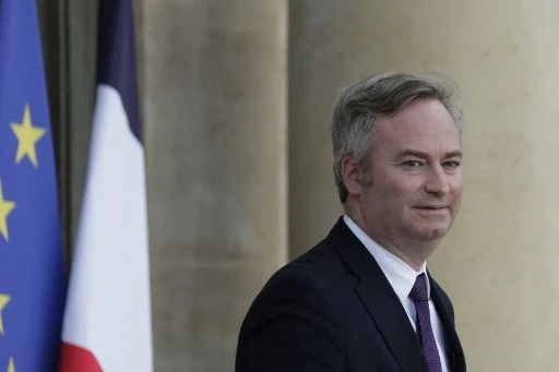 La France veut retrouver ses touristes et augmenter ses recettes financières