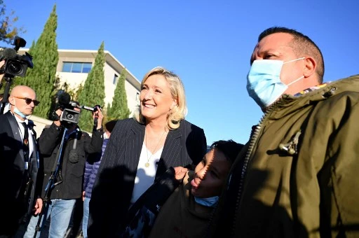 Le Pen appelle Zemmour à se rallier à sa candidature