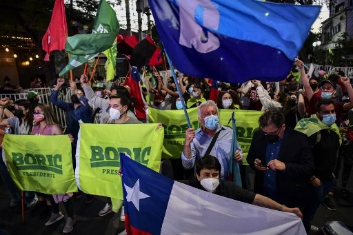 Présidentielle au Chili: l'extrême droite et la gauche en tête au 1er tour