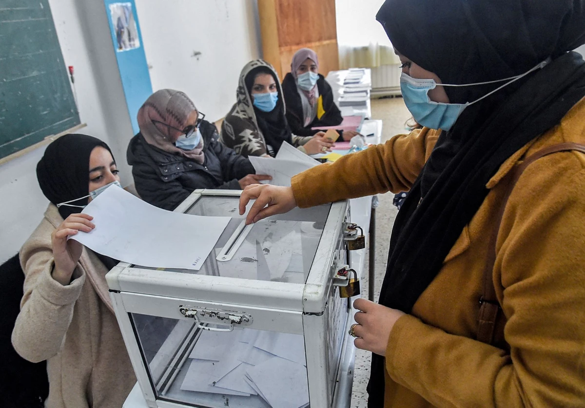 Elections en Algérie: participation «en-deçà» des espérances