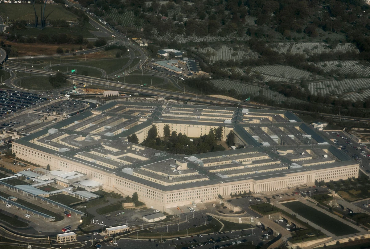 Défense hypersonique: contrats de missiles pour Raytheon, Lockheed et Northrop
