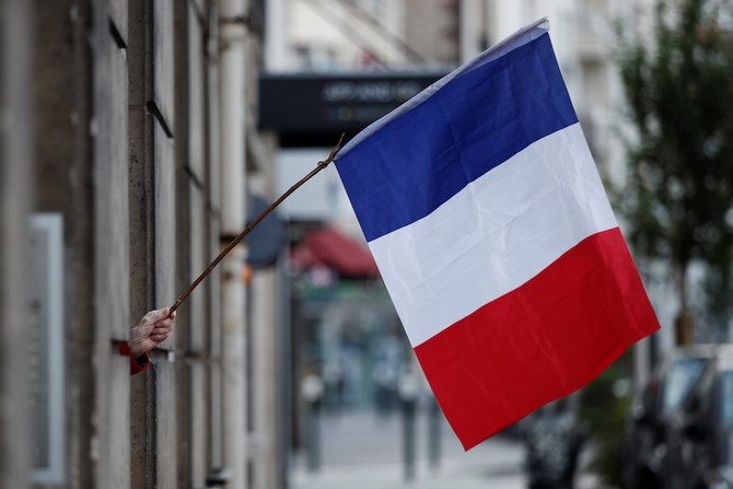 La France devrait se demander: « Que signifie être français ? »