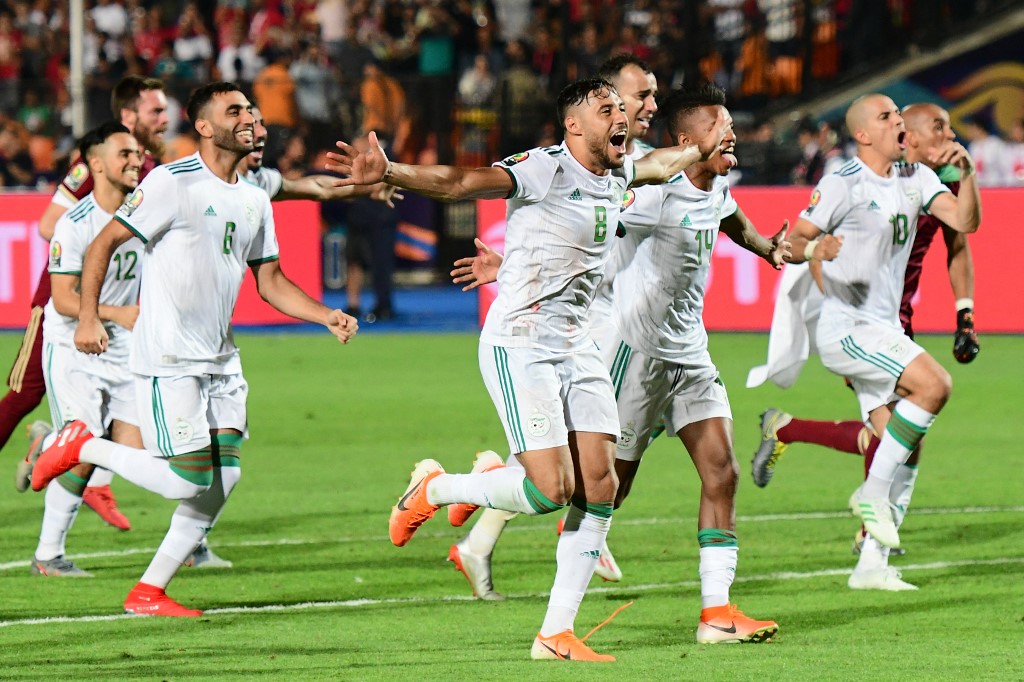 Série d’invincibilité: l’équipe de football algérienne poursuit son ascension historique