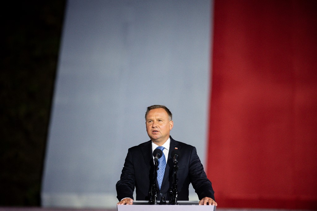 Pologne: veto présidentiel à une loi controversée sur les médias
