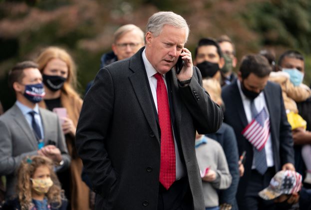 Enquête sur l'assaut du Capitole: l'ex-chef de cabinet de Trump, non-coopératif, risque des poursuites