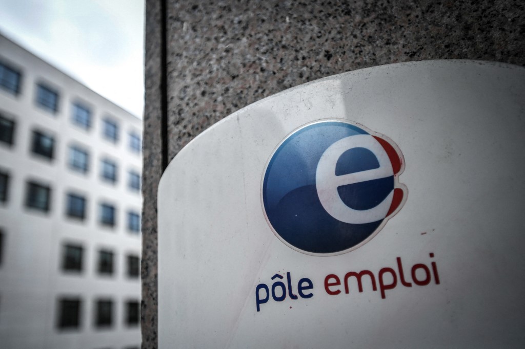 Plus d'un jeune de 18 à 34 ans sur trois (37%) déclare avoir vécu une situation de discrimination ou de harcèlement discriminatoire dans le cadre de sa recherche d'emploi ou de sa carrière (AFP)