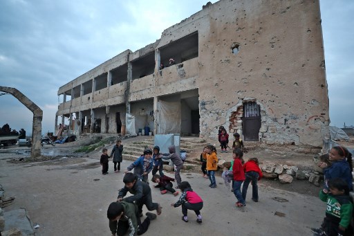 Macron interpellé sur le «chaos humanitaire» en Syrie