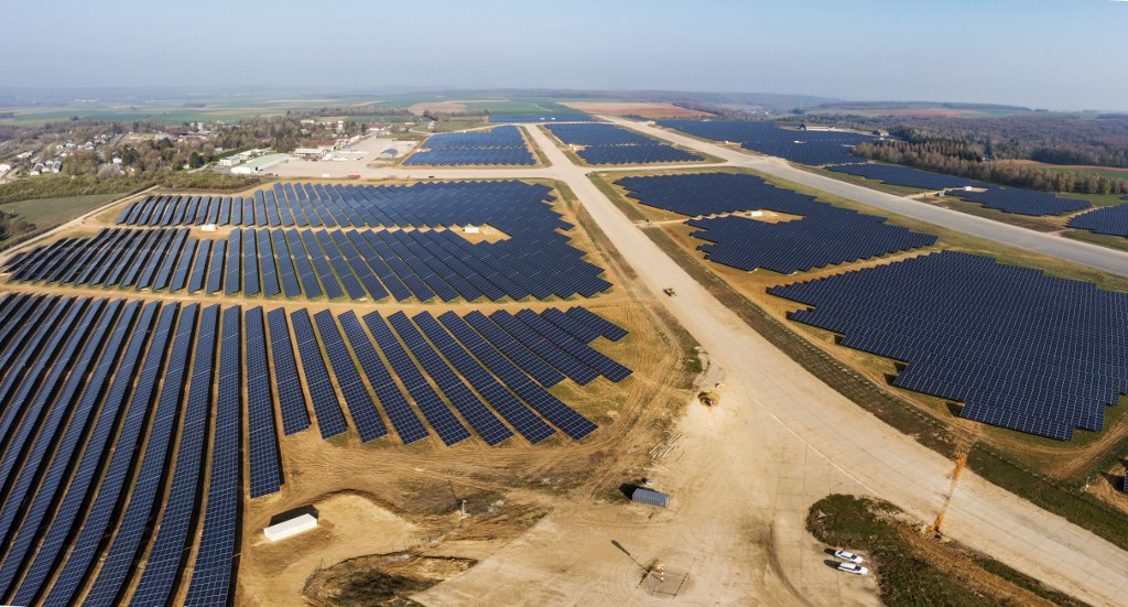 Projet d'une méga-centrale photovoltaïque en Nouvelle Calédonie