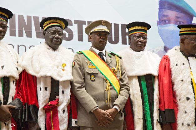Mali: ouverture d'une consultation devant fixer l'agenda du retour à un pouvoir civil