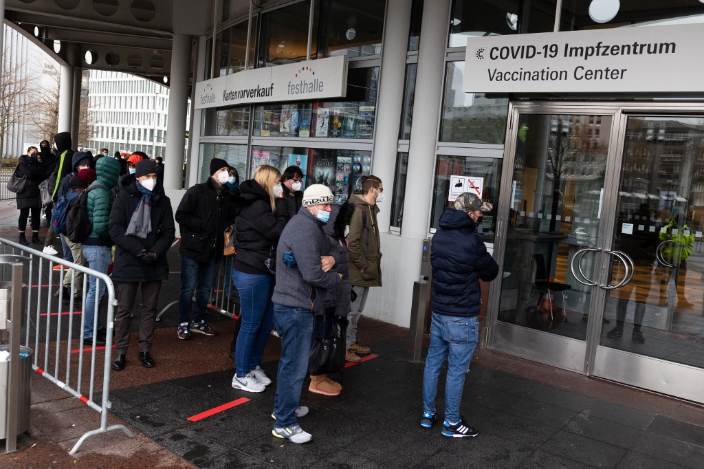 L'Allemagne vers un nouveau tour de vis, avant l'obligation vaccinale