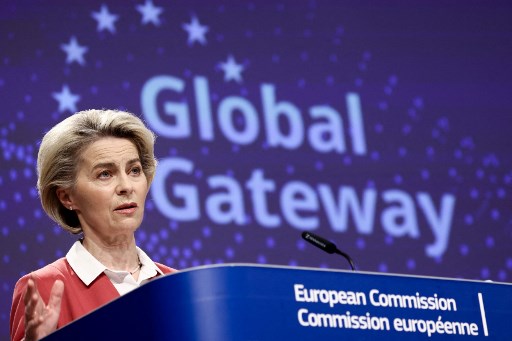 Aide au développement: l'UE veut rivaliser avec la Chine avec 300 milliards d'euros