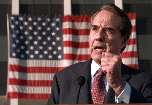 L'ex-sénateur Bob Dole, figure de la politique américaine, est mort à 98 ans