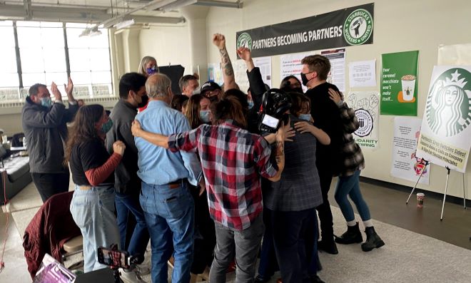 Un syndicat chez Starbucks, la victoire d'une nouvelle génération
