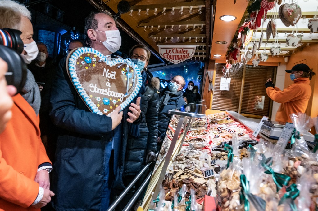 Strasbourg: trois ans après, élus et victimes commémorent l'attentat du marché de Noël