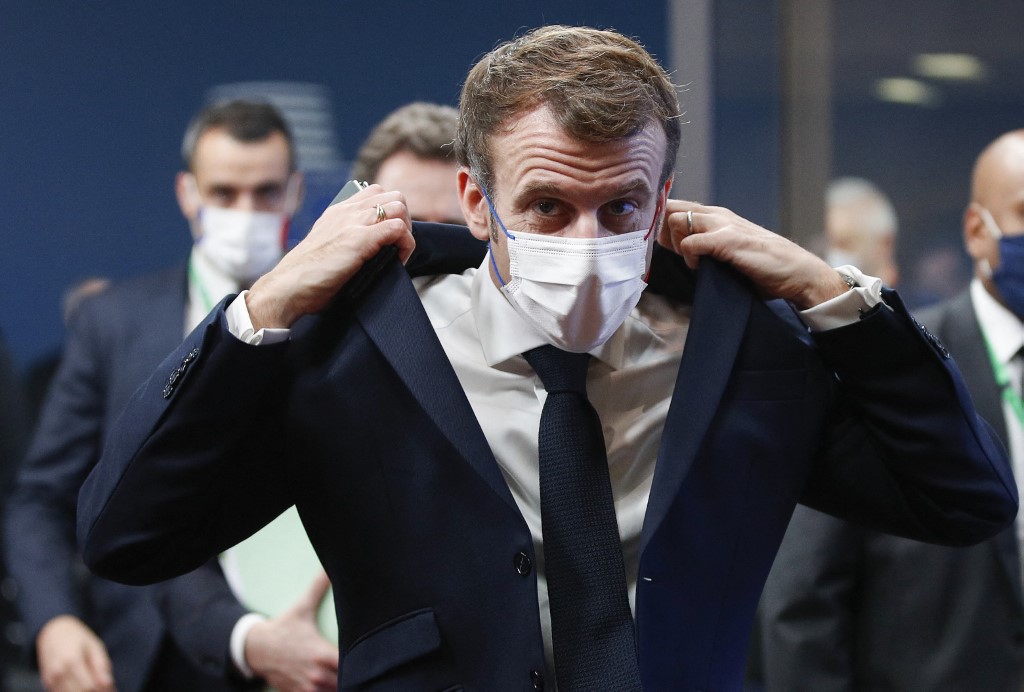 Macron rencontre à Bruxelles les dirigeants azerbaïdjanais et arménien ensemble