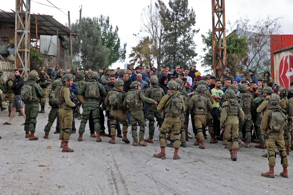 Chasse à l'homme en Cisjordanie après une attaque ayant tué un colon israélien