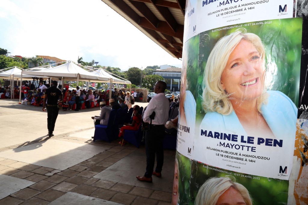 Marine Le Pen promet de ramener «l'espérance» à Mayotte