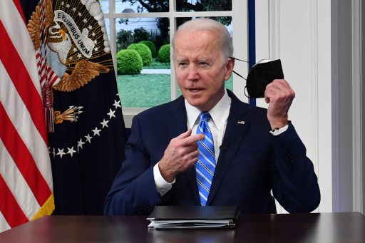 Biden saisit la Cour suprême pour mettre fin à la politique d'immigration de Trump