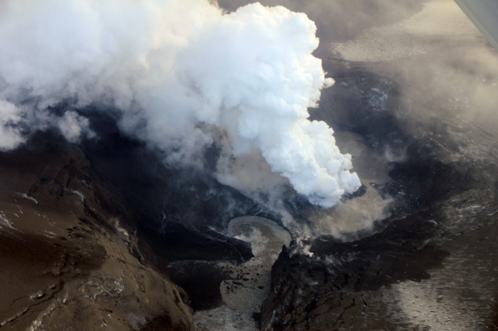 L'Islande relève son niveau d'alerte pour le volcan le plus actif du pays