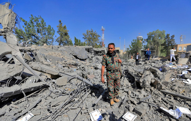 La coalition arabe détruit neuf entrepôts d'armes houthis à Sanaa