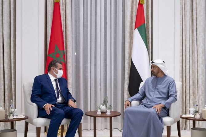 Le prince héritier d'Abou Dhabi s'entretient avec le Premier ministre marocain