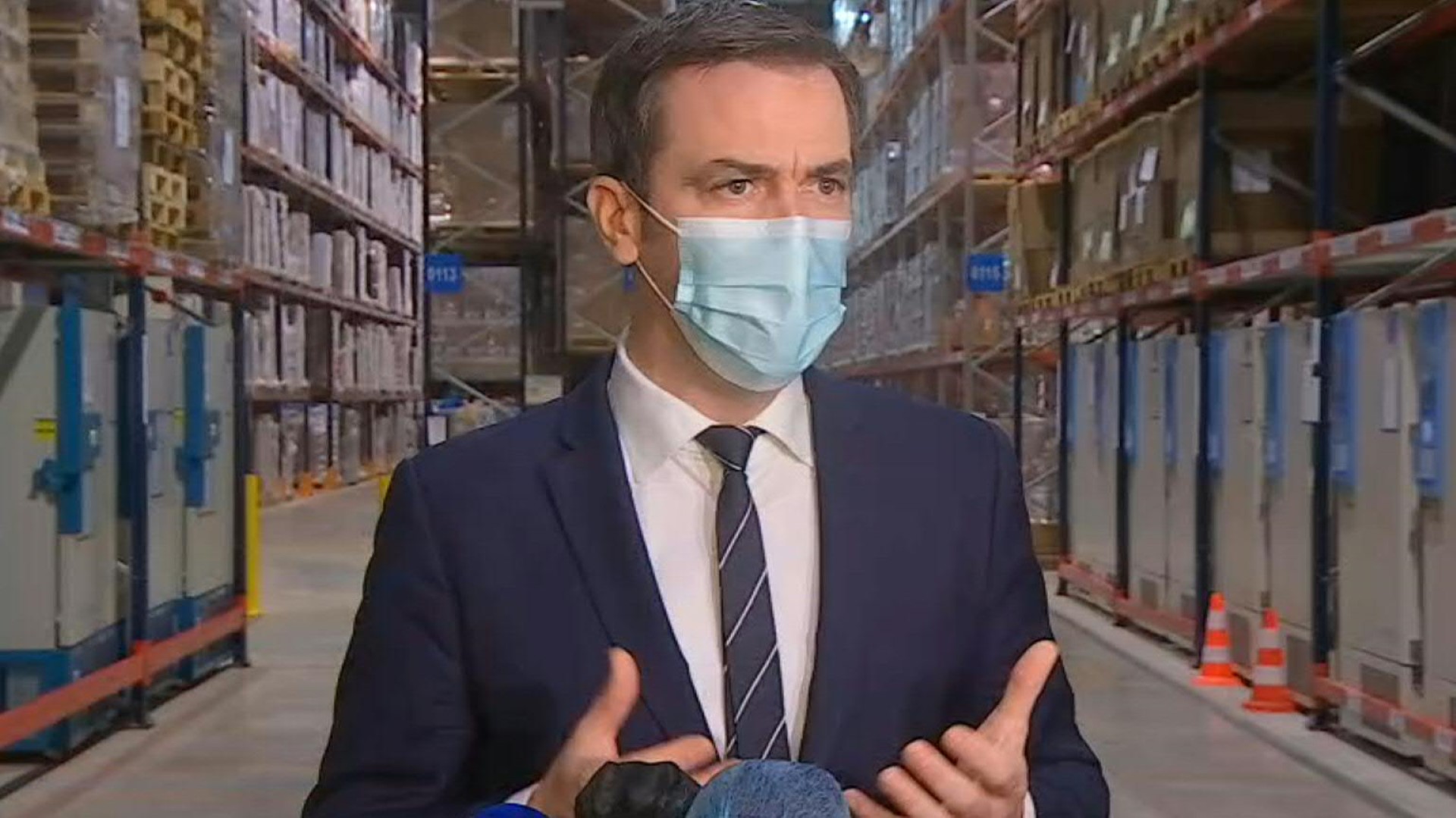 Covid-19: 10 millions de Français ont reçu une dose de rappel, annonce Véran