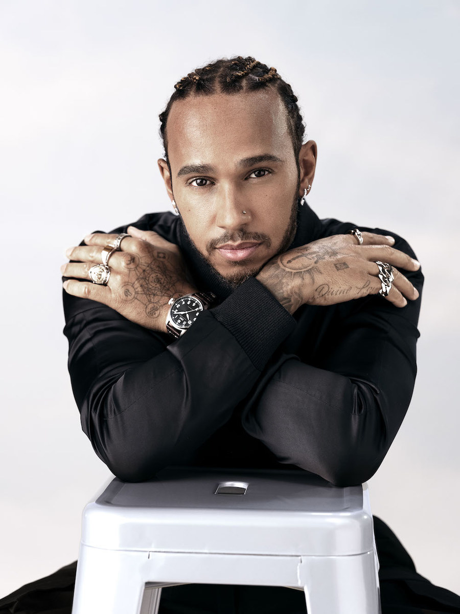 Lewis Hamilton a&nbsp;participé&nbsp;à la conception de la&nbsp;«Big Pilot’s Watch Perpetual Calendar Edition&nbsp;Lewis Hamilton», d’IWC. (IWC)