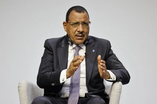 Après les heurts autour du convoi de Barkhane, le président nigérien exige une enquête française