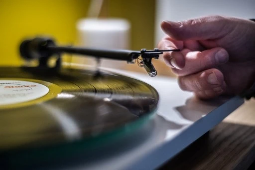 Quand le vinyle ne tourne plus rond