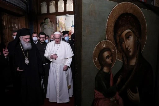 À Athènes, le pape renouvelle la demande de «pardon» des catholiques aux orthodoxes