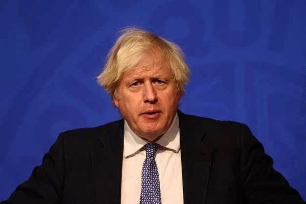 Noël, mensonges et vidéo: le Britannique Boris Johnson sur un siège éjectable