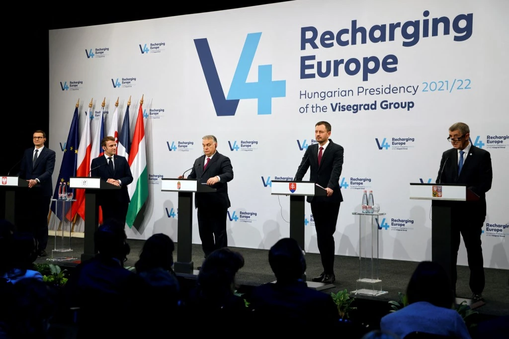 Migrants, nucléaire: Macron s'accorde avec le groupe de Visegrad