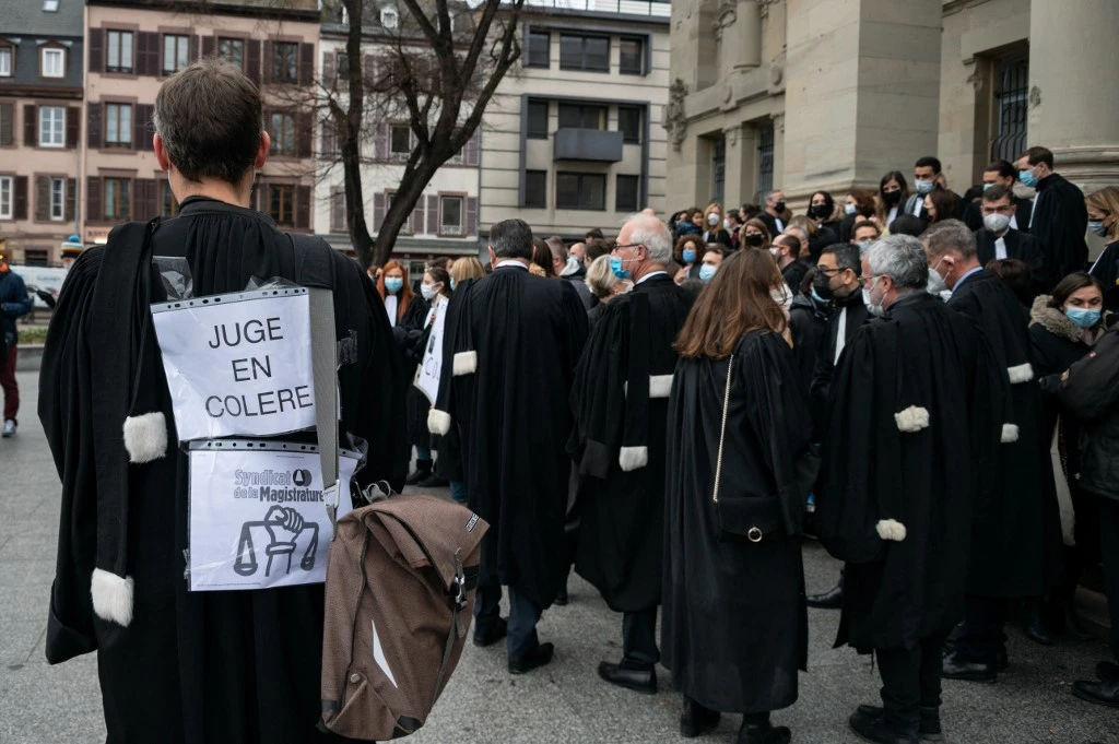 France: la justice dans la rue pour réclamer des moyens «dignes»