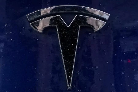 Tesla rappelle 675 000 voitures, coup de semonce pour le géant électrique