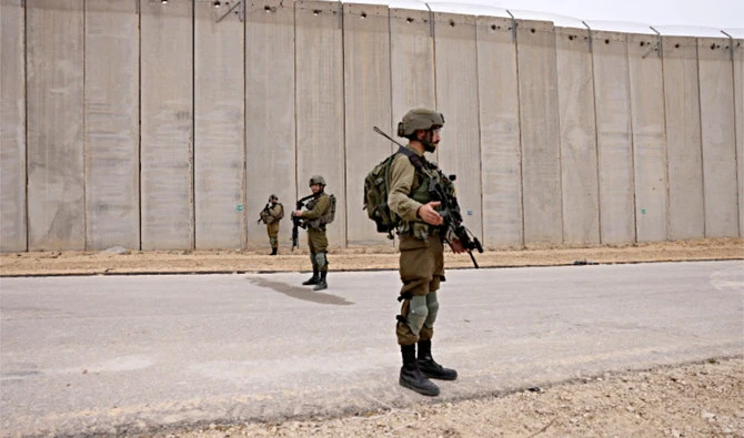 La résistance palestinienne à Gaza affirme que le mur israélien ne l' arrêtera pas
